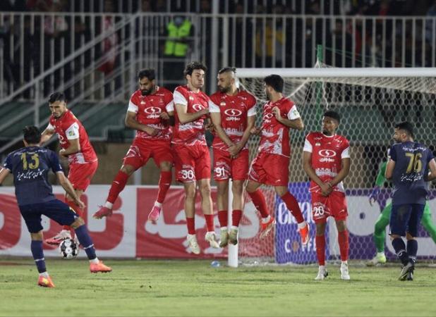 جدایی قطعی بازیکن خارجی از پرسپولیس؛ یک سرخپوش تغییر پست داد