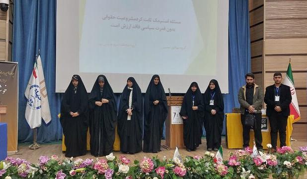 مناظره دانشجویی درباره پردیس‌های خودگردان؛ حذف یا اصلاح برای اعتباربخشی دانشگاه‌ها؟