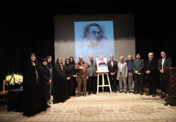 مراسم یادبود کامران فانی، چهره ماندگار کتابداری در قزوین برگزار شد