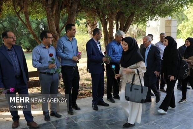 آئین استقبال از دانشجویان در بوشهر برگزار شد