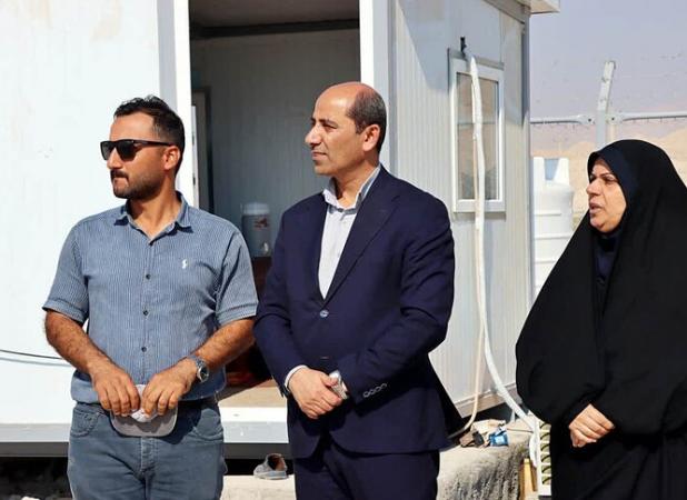 فرماندار دشتی: پیشرفت نیروگاه‌های خورشیدی مطلوب است