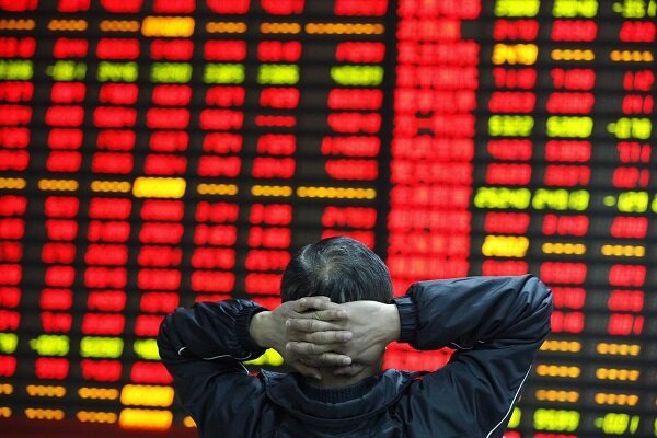 سرخی بورس در آتش بی عملی مسئولان!