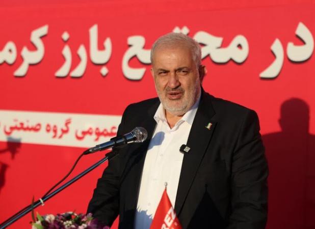 وزیر نیرو: کمک می‌کنیم کرمان در رتبه اول انرژی‌های تجدید پذیر بماند