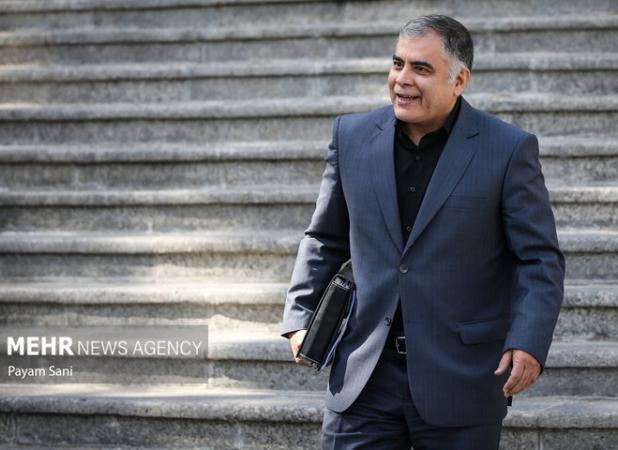 پاک‌نژاد: میزان و قیمت سهمیه‌های بنزین تغییری نخواهد کرد