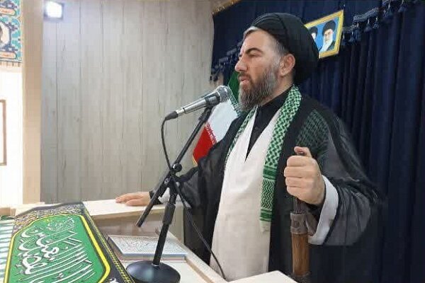 تأکید امام‌جمعه سرپل‌ذهاب بر عمل به رهنمودهای رهبر انقلاب