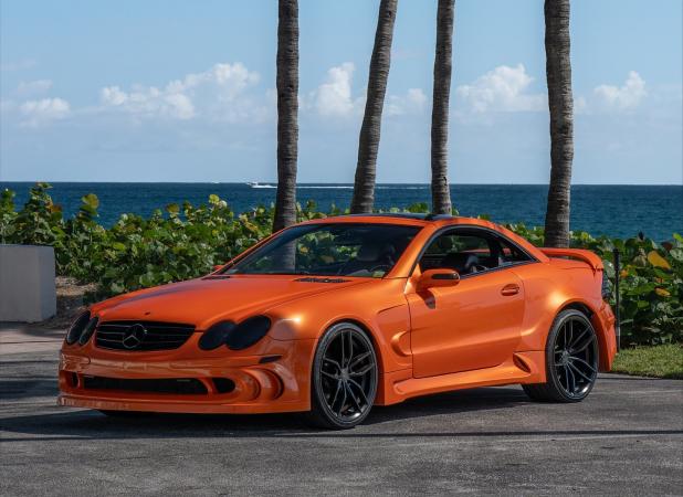 رنگ خاص این مرسدس‌بنز توجه شما را جلب می‌کند