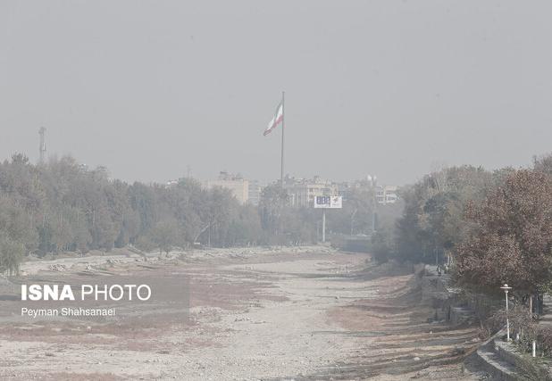 ترکیبات آلی فرار و آلاینده‌های صنعتی، زنگ خطر جدی برای سلامت و آینده زیست‌محیطی اصفهان