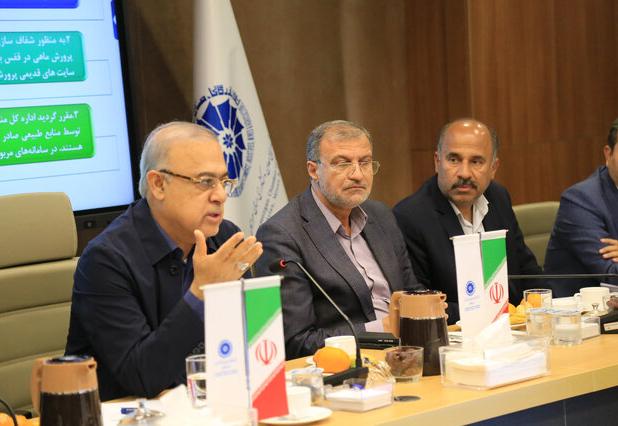 استاندار: بهره‌وری باید محور اصلی توسعه شیلات در هرمزگان باشد