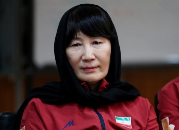 سرمربی تیم والیبال بانوان:می‌توانیم به هدف‌مان در آسیا برسیم