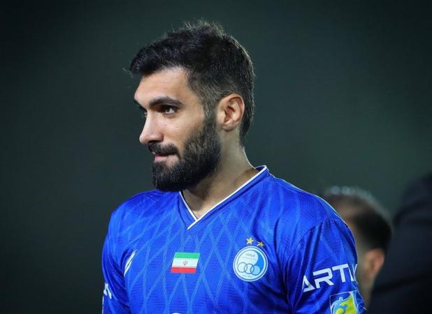 مدافع استقلال برای پرسپولیسی‌ها پیغام فرستاد