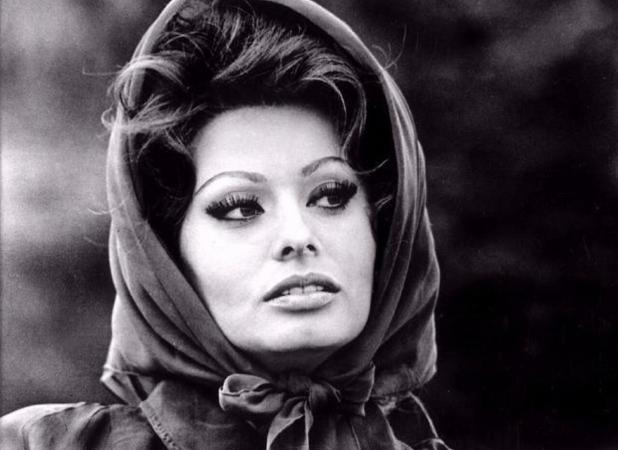 ویلای باشکوه خانم بازیگر از کاخ شاه هم مجلل‌تر شده است