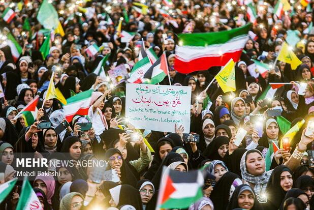 استقبال مردم ورامین از برنامه محفل
