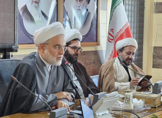 راه حل مشکلات جامعه اسلامی در گرو تمسک به قرآن کریم است