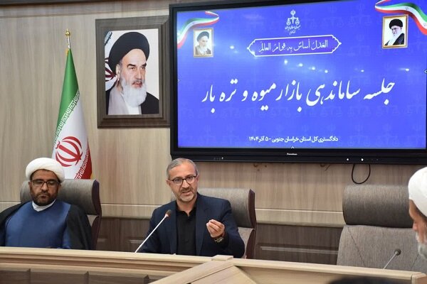 عبداللهی: ورود دستگاه قضا به اجاره بهای نامتعارف غرفه‌های بازار روزها