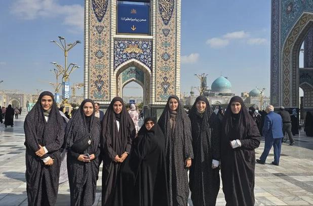 ملی‌پوشان دوومیدانی کشورمان به حرم مطهر رضوی مشرف شدند