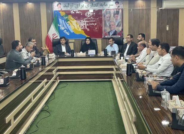 معاون فرماندارگناوه: نظارت بر کالاهای اساسی و صنوف خدماتی شدت می‌گیرد