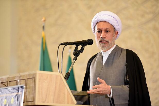 حوزه های علمیه فارس مسیر تحقق پیام رهبر معظم انقلاب را دنبال کنند