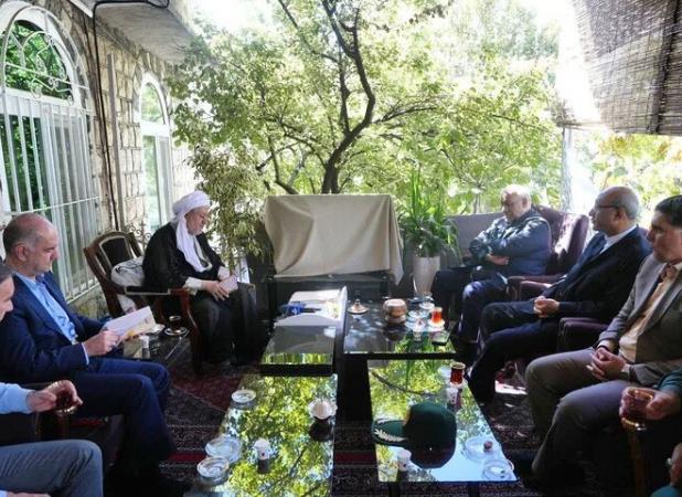 دیدار معاون وزیر راه و استاندار کرمانشاه با امام جمعه پاوه