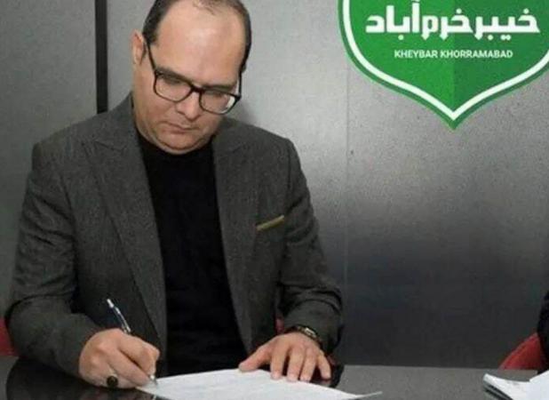 سرمربی لیگ برتری خودش را به پرسپولیس پیشنهاد کرد!