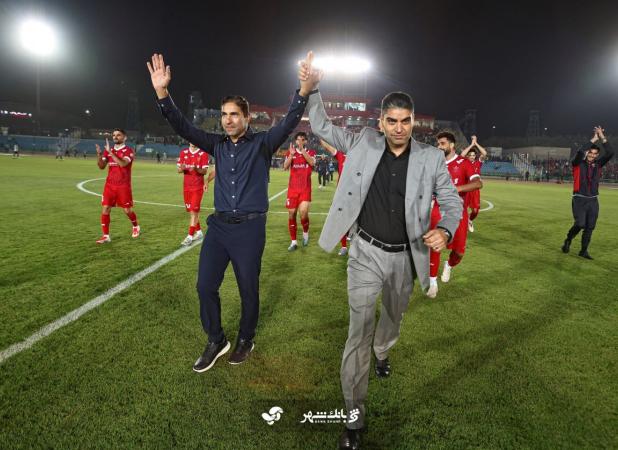 لحظه مهمی در خداحافظی نمایشی وحید!