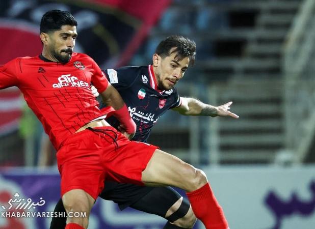 تیم داوری وسط چمن یادگار، سلفی گرفتند!