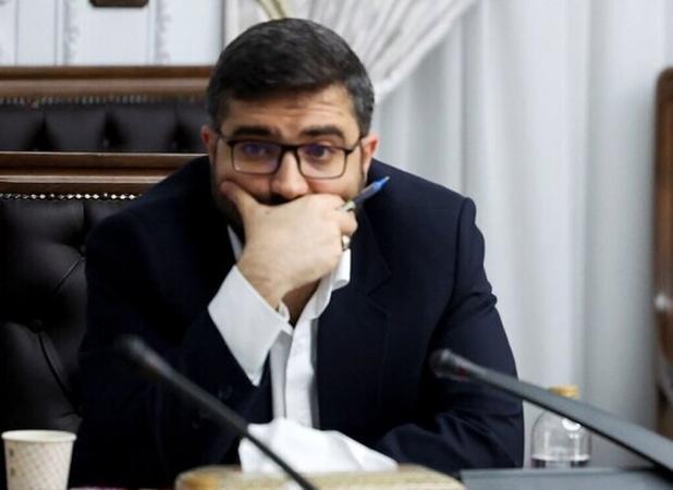 نوشته غم‌انگیز سقاب اصفهانی در فقدان همسر و دو فرزندش