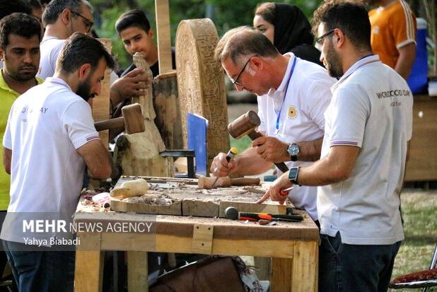 کرمانشاه میزبان تقابل هنری ایران و چین در رویداد بین‌المللی چوب