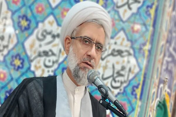 امام جمعه طالقان: شهید مطهری معلم بزرگ انقلاب است