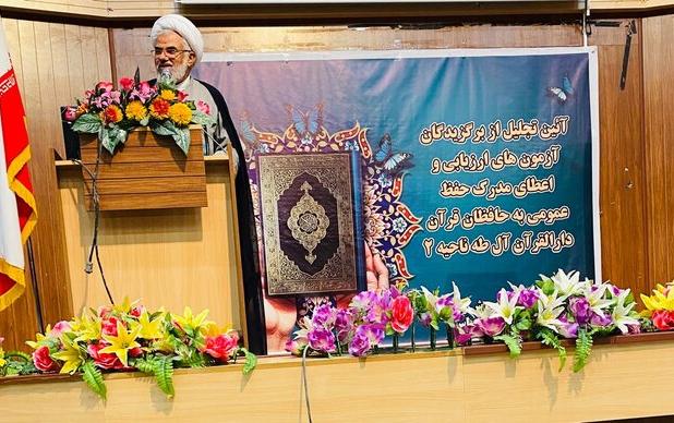 هیچ فعالیت فرهنگی به اندازه تربیت جوانان قرآنی اهمیت ندارد