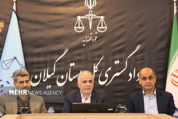 وزیر دادگستری: پرهیز از جزیره‌ای عمل کردن مسئولان ضروری است