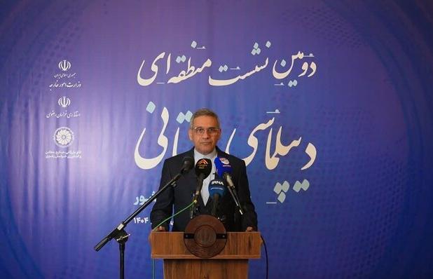 یادگاری: همکاری اقتصادی ایران و قرقزیستان با دیپلماسی باز گشوده می‌شود