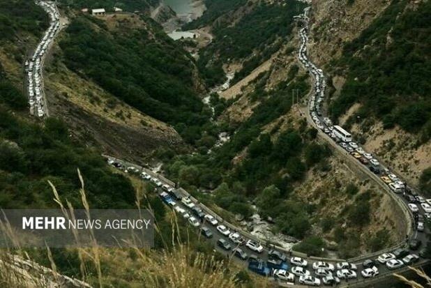 محور کندوان یک طرفه شد؛ ترافیک سنگین در راه‌ها