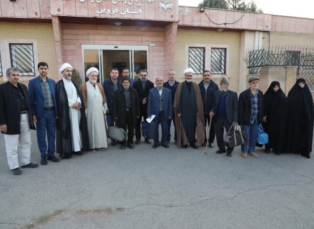 تجلیل ازپیرغلام قزوینی در اجلاس بین‌المللی مشهد مقدس