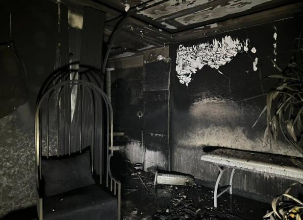 نجات هشت نفر از میان شعله‌های ساختمان اداری در بزرگراه ستاری