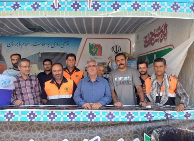 موکب گرمسار در مسیر تهران-مشهد؛ میزبانی از زائران باپویش «نه به تصادف»
