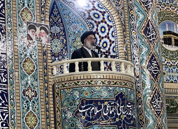 امام جمعه شهرکرد: بی‌توجهی به سرمایه‌گذاران تهدیدی برای اقتصاد است