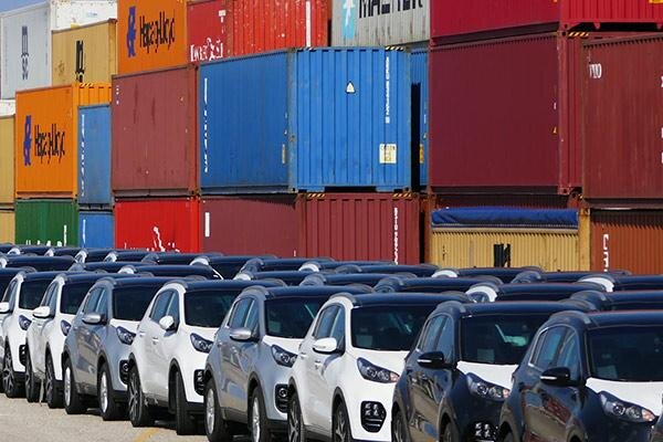 معاون اقتصادی استاندار گلستان: واردات خودرو در منطقه آزاد شتاب می‌گیرد