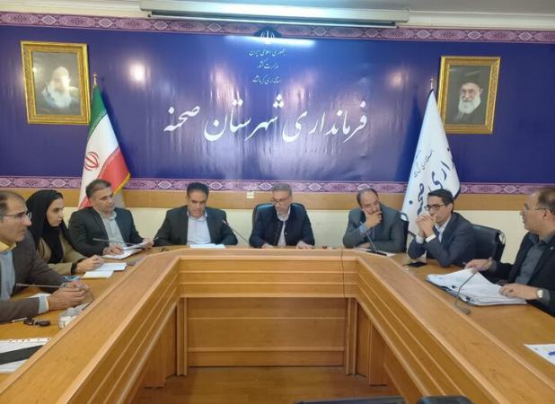 نجفی: اجرای مصوبات سفرهای شهرستانی اولویت استان است