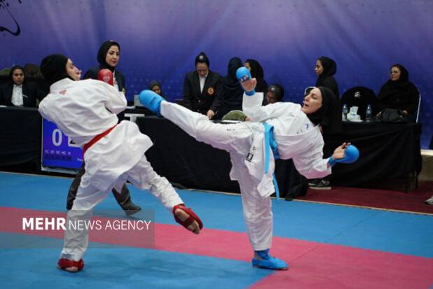 افتتاح مسابقات کاراته جام فجر در سالن شهید گلعباسی ورامین