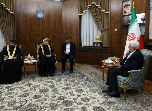 عارف خواستار افزایش تجارت ایران و عمان به ۵ میلیارد دلار شد