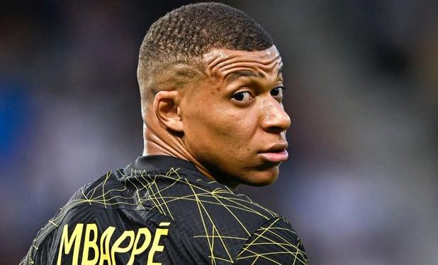 امباپه بالاتر از مسی و نیمار چهره اول پاریس شد