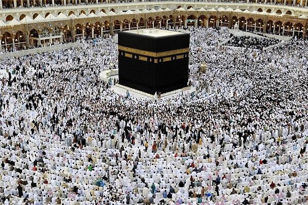 نخستین گروه زائران گلستانی به سرزمین وحی اعزام شدند