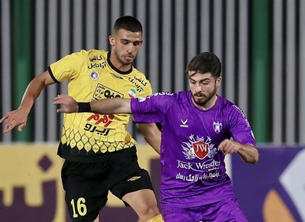 زواری: برابر پرسپولیس با تمام وجود بازی خواهیم کرد