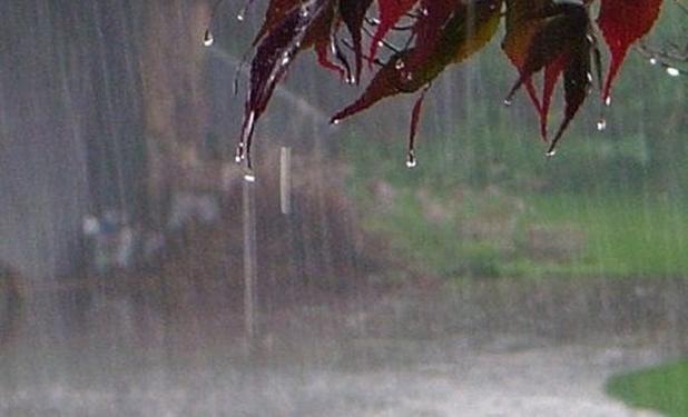 کاهش ۵۰ درصدی بارش‌های نهاوند در مقایسه با میانگین بلندمدت