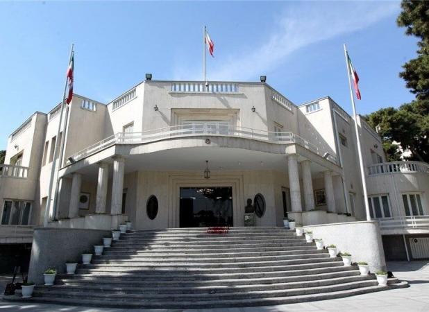 تحریم و عدم عضویت در WTO دو مانع تجارت کشور