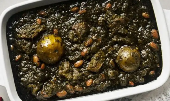 طرز تهیه قورمه‌سبزی تبریزی؛ متفاوت و خوشمزه