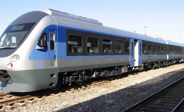 مقام عراقی: امیدواریم خط آهن شلمچه-بصره طی 18 ماه عملیاتی شود