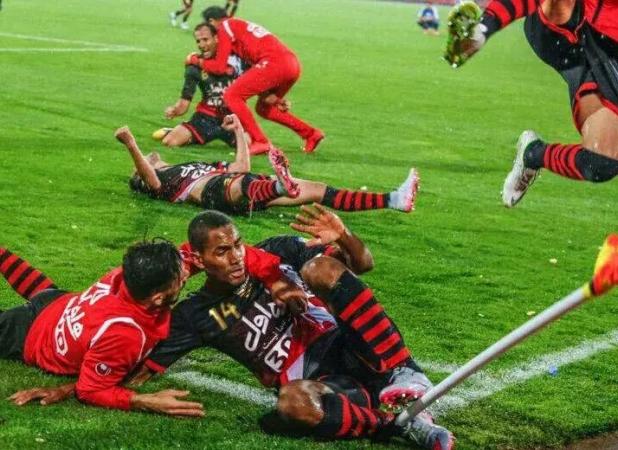 روزهای دردناک گلزن خارجی دربی روی تخت بیمارستان!