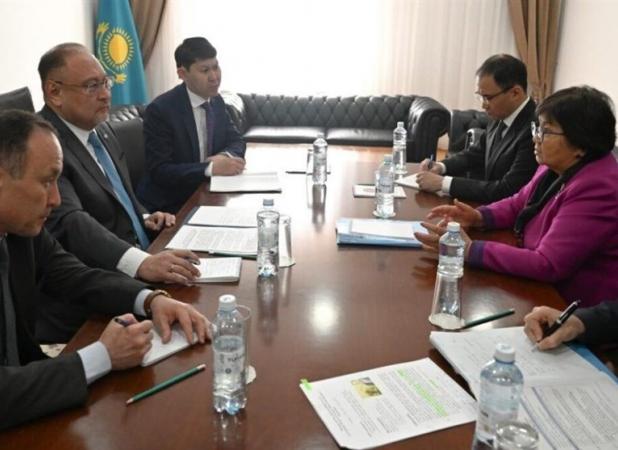 رایزنی یوناما و قزاقستان برای حمایت بشردوستانه از افغانستان