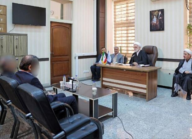 مقابله با جاعلین و سوء‌استفاده‌کنندگان از امضای مقامات